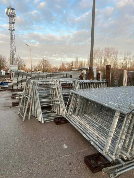 Wynajmę Rusztowanie / Stemple budowalane / Dźwigary