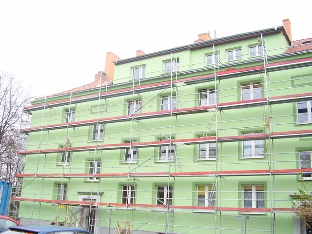 Rusztowania-wynajem. Zsypy budowlane