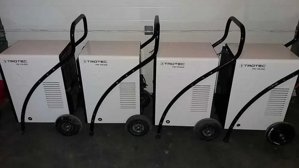 Pochłaniacze wilgoci Osuszacze WYNAJEM , osuszanie budynków TRANSPORT