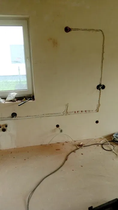 Instalacja elektryczna . Hydrauliczna. Ogrzewanie podłogowe. Remonty.