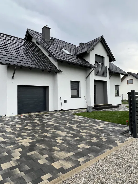 Elewacje/Budowa domów/ Wykończenia wnętrz