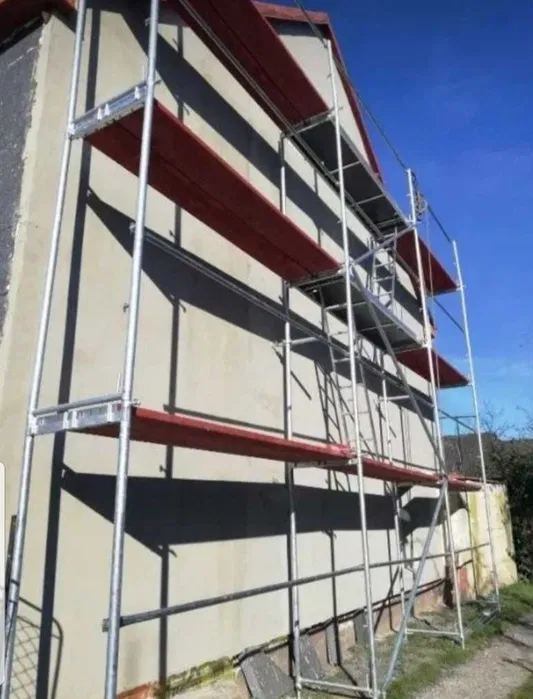 rusztowanie elewacyjne ścienne PLETTAC WYNAJEM wypożyczenie 80m2 FV