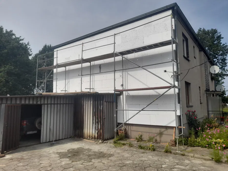 Wynajem rusztowania rusztowanie elewacyjne plettac layer warszawskie