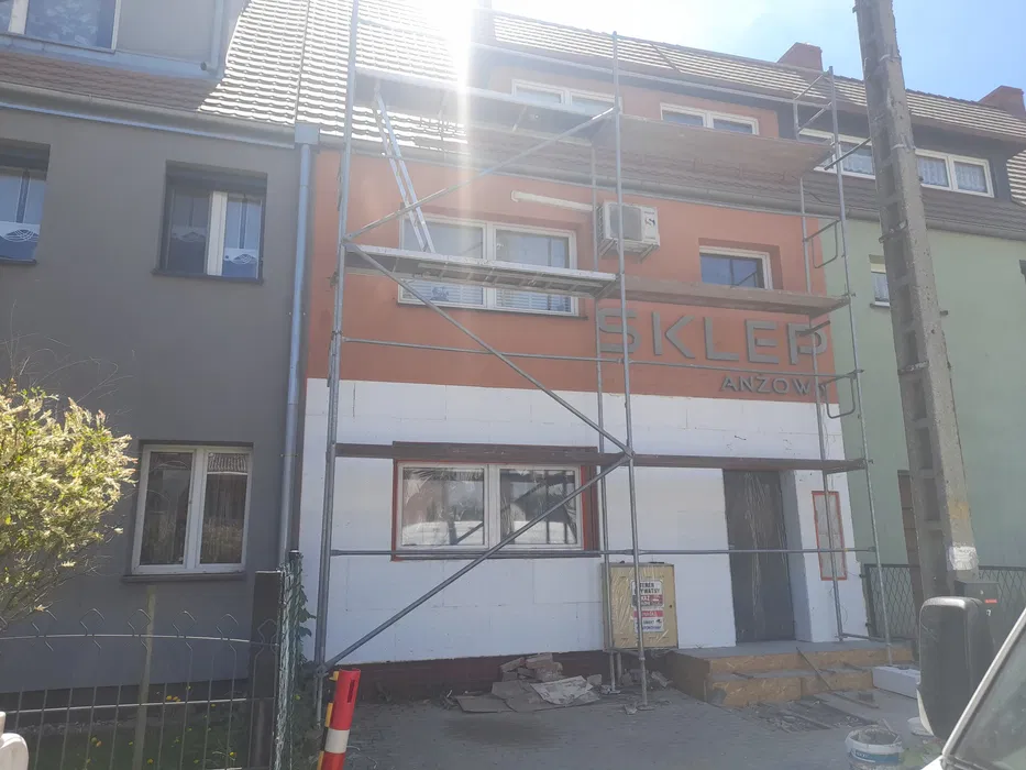 Wynajem rusztowania rusztowanie elewacyjne plettac layer warszawskie