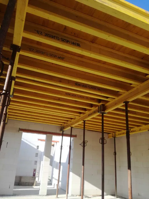 Wynajem wypożyczalnia szalunków stropowych, szalunki stropowe