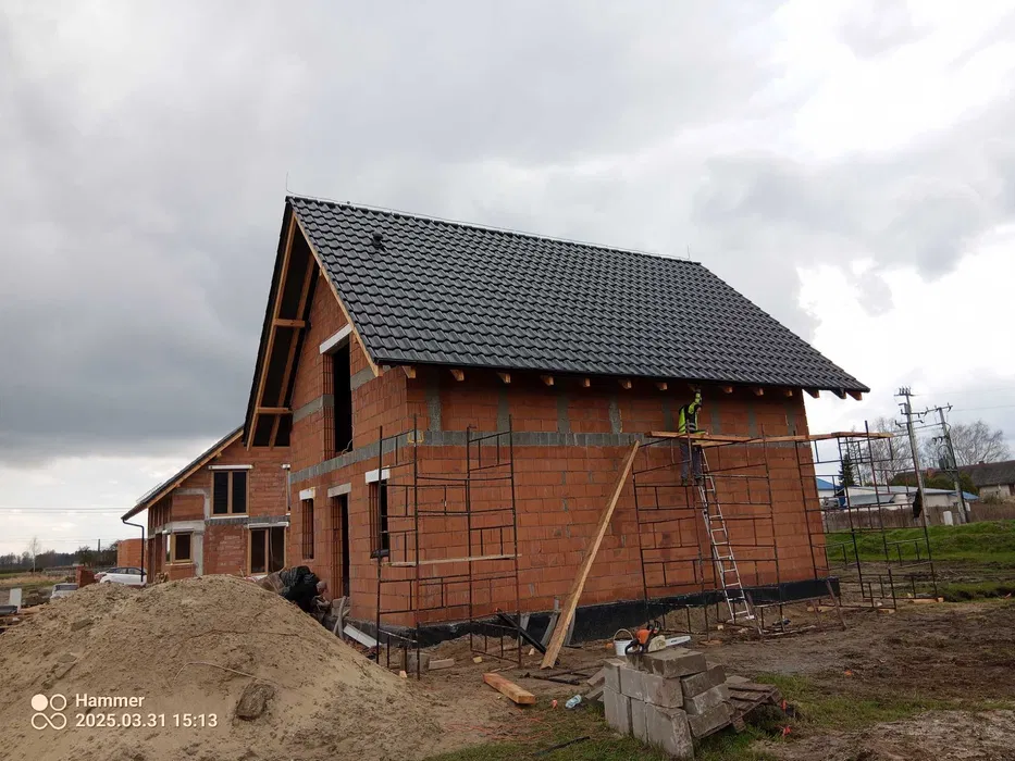 Kompleksowa Budowa domów jednorodzinnych. Dekarstwo ciesielstwo .