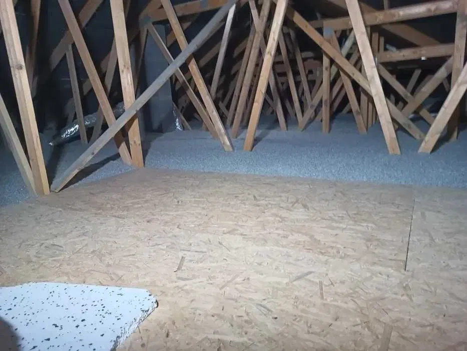 Docieplenia metodą wdmuchiwania Celuloza Wełna Knauf Supafil Piana pur