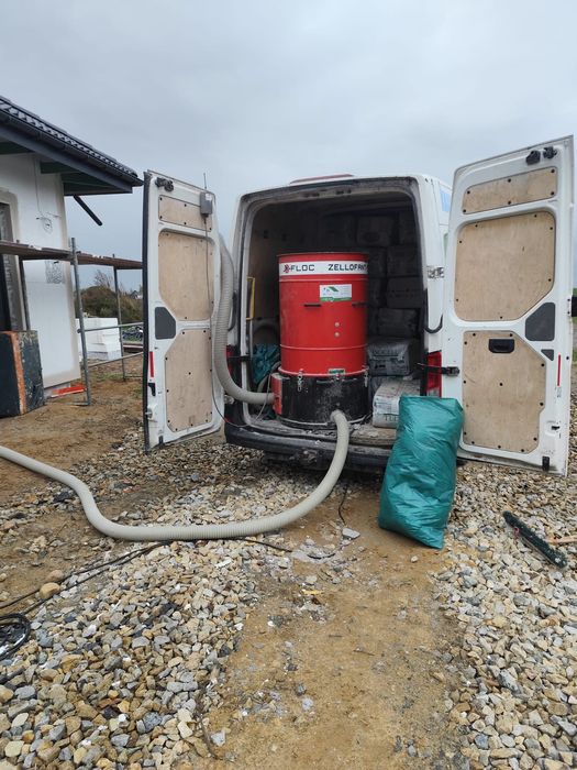 Docieplenia metodą wdmuchiwania Celuloza Wełna Knauf Supafil Piana pur