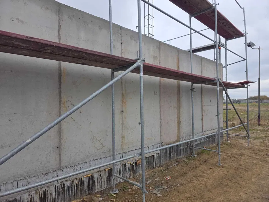 Wynajem rusztowania rusztowanie elewacyjne fasadowe Plettac wypożycz