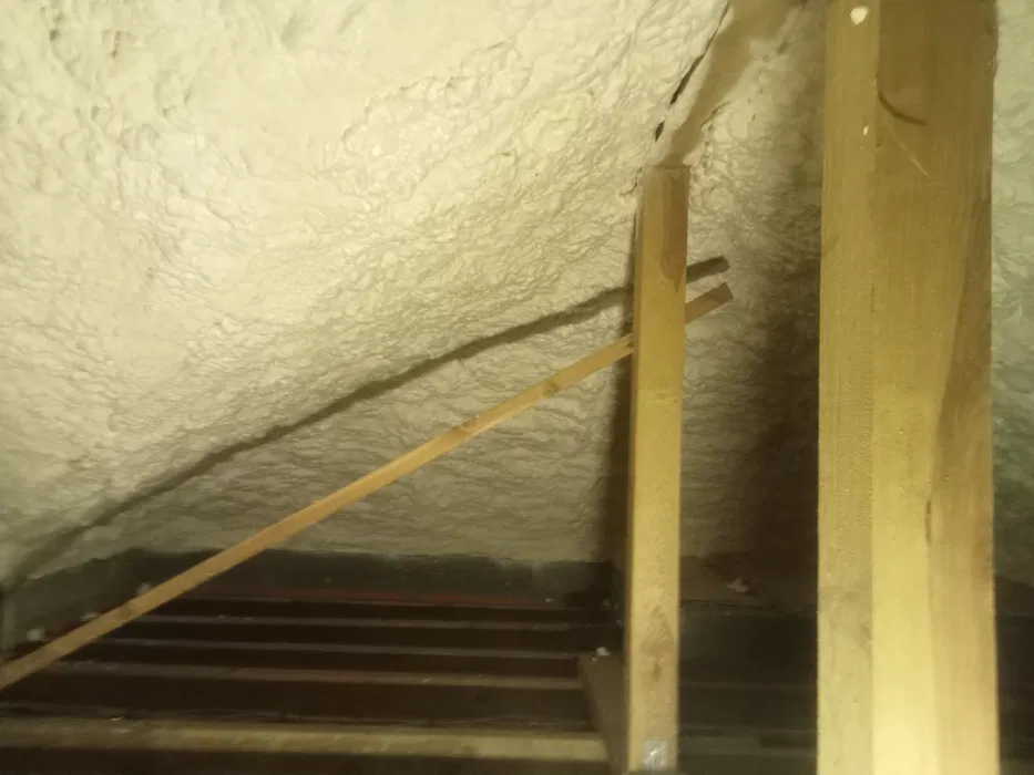 Ocieplenie pianą PUR, izolacje natryskowe