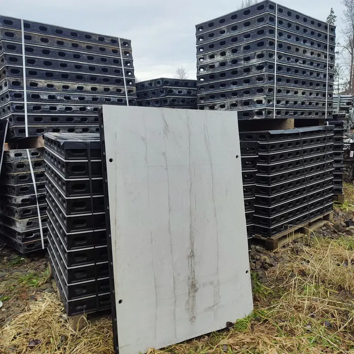Szalunki ścienne fundament lekkie Peri Duo wynajem Betonova