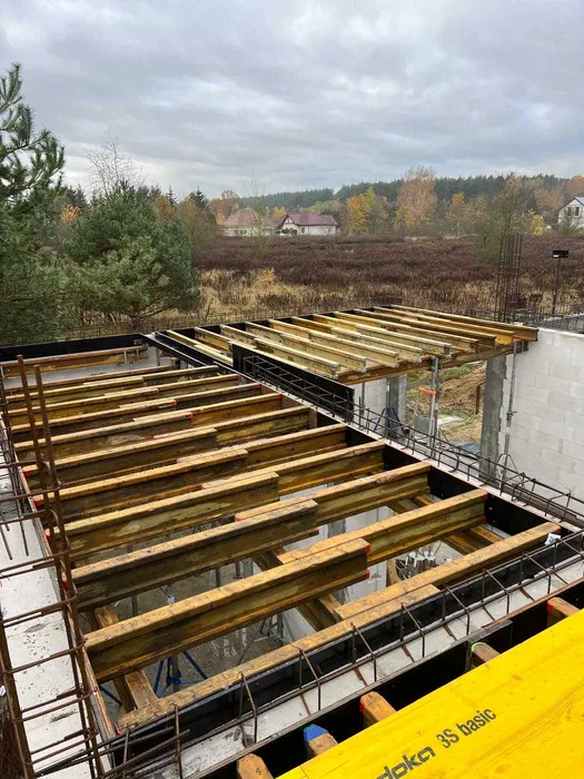 Wynajem Szalunków Stropowych/Podpory/Dźwigary H20/Płyta DOKA3S