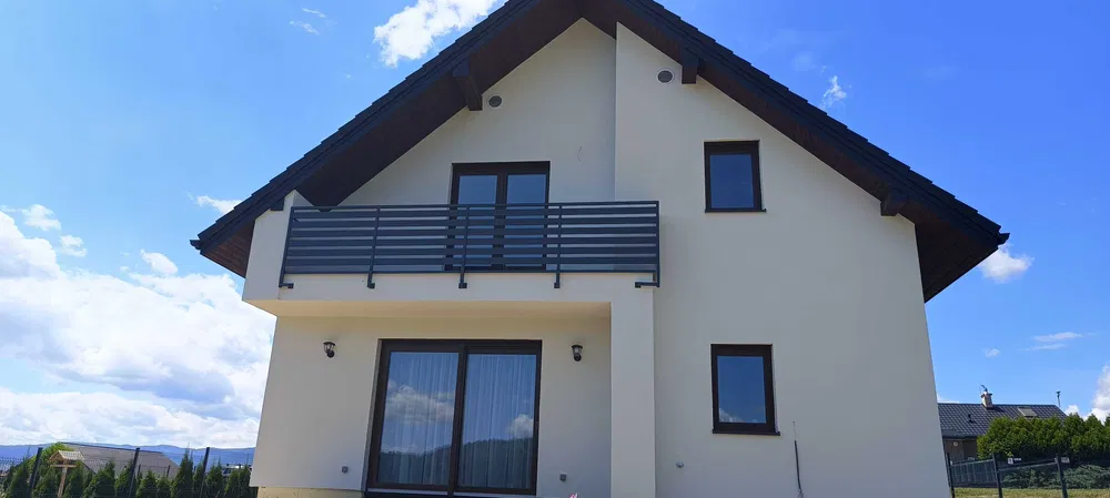Balustrada balkonowa zewnętrzna metalowa aluminiowa stalowa na miarę