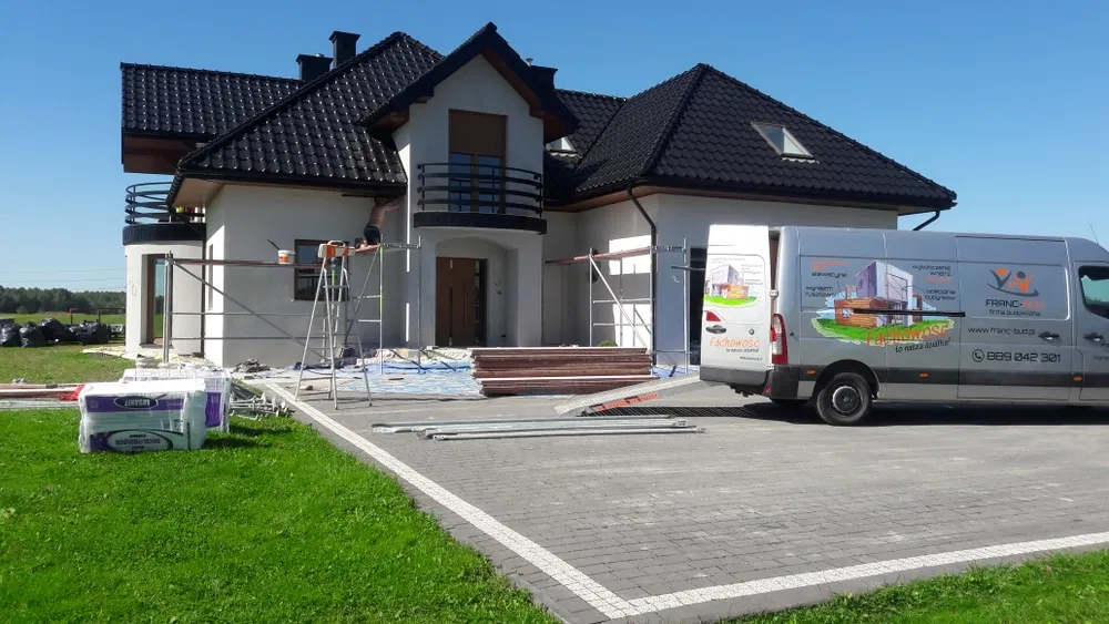 tynki elewacje natryskowe dolcieplenia ocieplenia piana pur