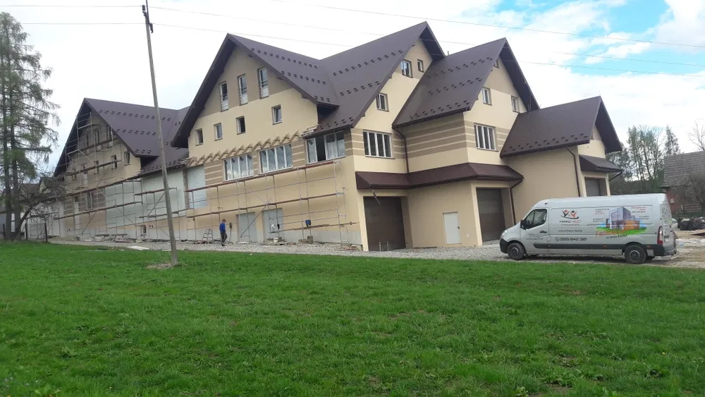 tynki elewacje natryskowe dolcieplenia ocieplenia piana pur