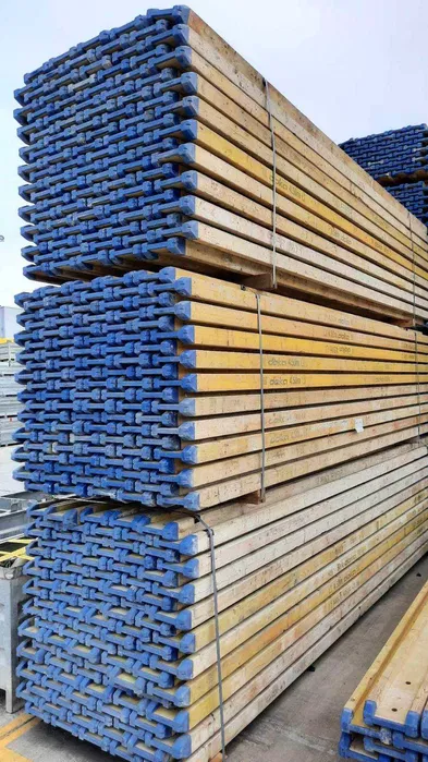 Wynajem szalunkow Sklejka trójwarstwowa płyta szalunkowa dzwigar stemp