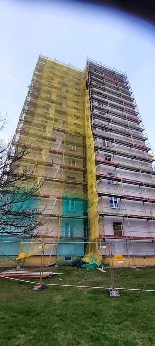 rusztowania elewacyjne