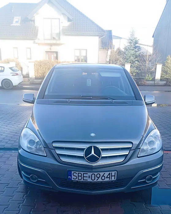 Pompa do betonu 36m – Wynajem z operatorem + Dostawa betonu – Śląsk