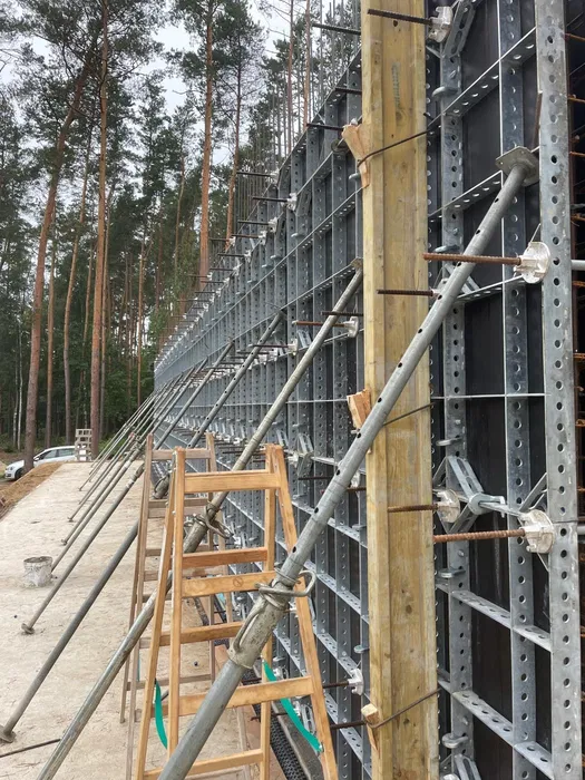 Wynajem systemu szalunkowego ściennego PERI DUO | RDM Invest Grójec