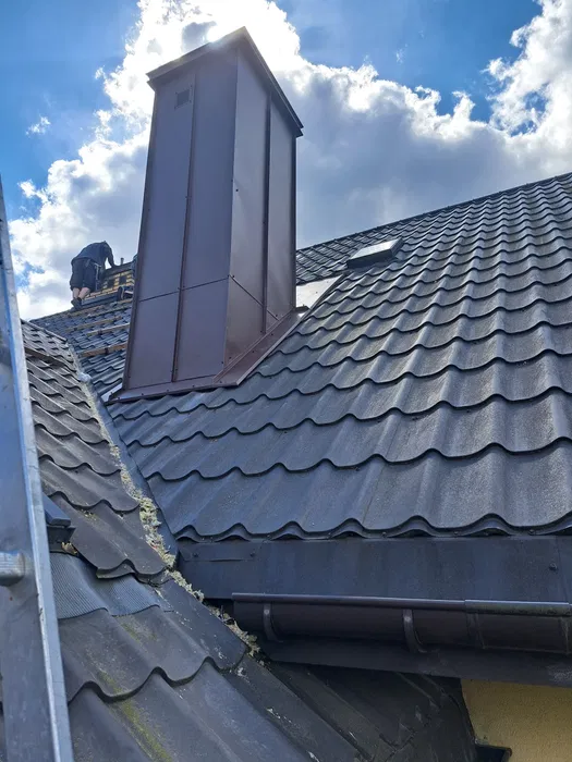 Dach, dachy, obróbki blacharskie, więźby dachowe