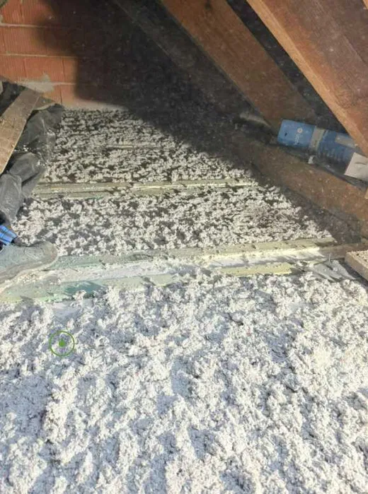Naprawy po kunach, izolacje poddaszy
