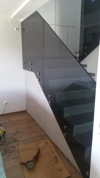 Balustrady ze stali nierdzewnej