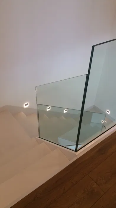 Balustrady ze stali nierdzewnej