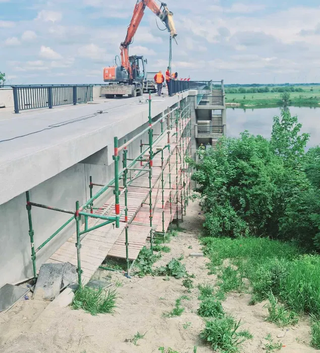 Szalunki wynajem szalunków rusztowań doki stemple rusztowania Wiślinka
