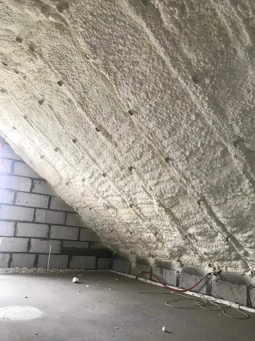 PIANA PUR Izolacja w 1 dzień na całe życie. Zobacz , jak to robimy