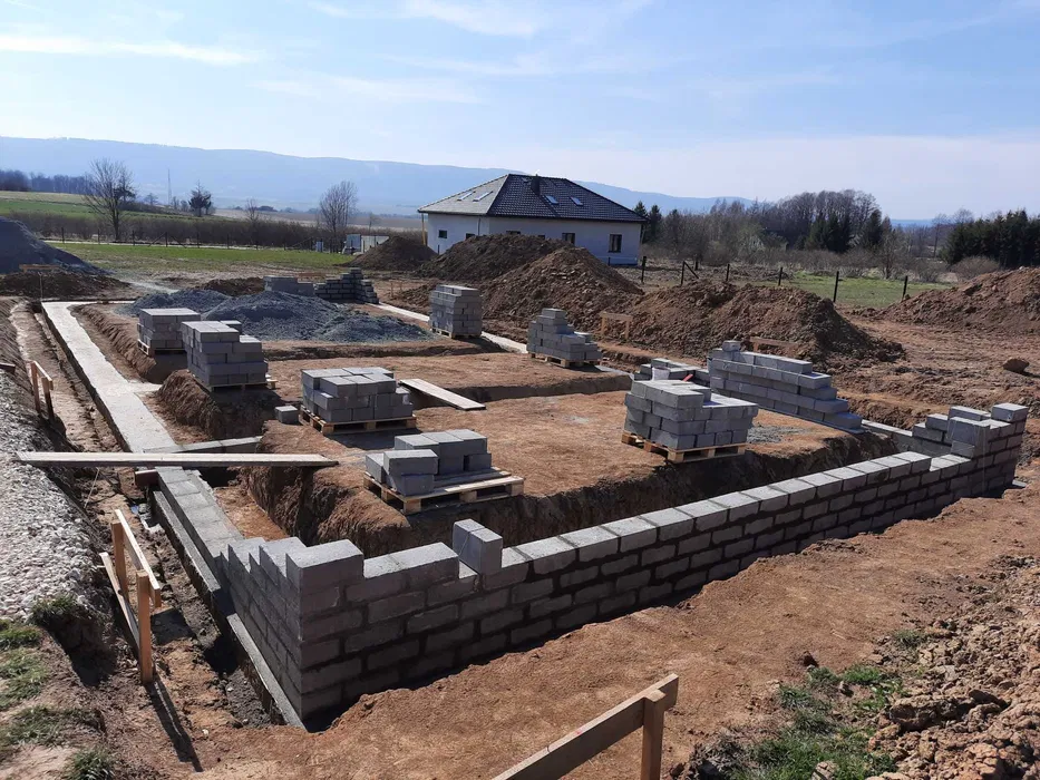 Usługi budowlane, Budowa domów, Dekarstwo, Odśnieżanie dachów