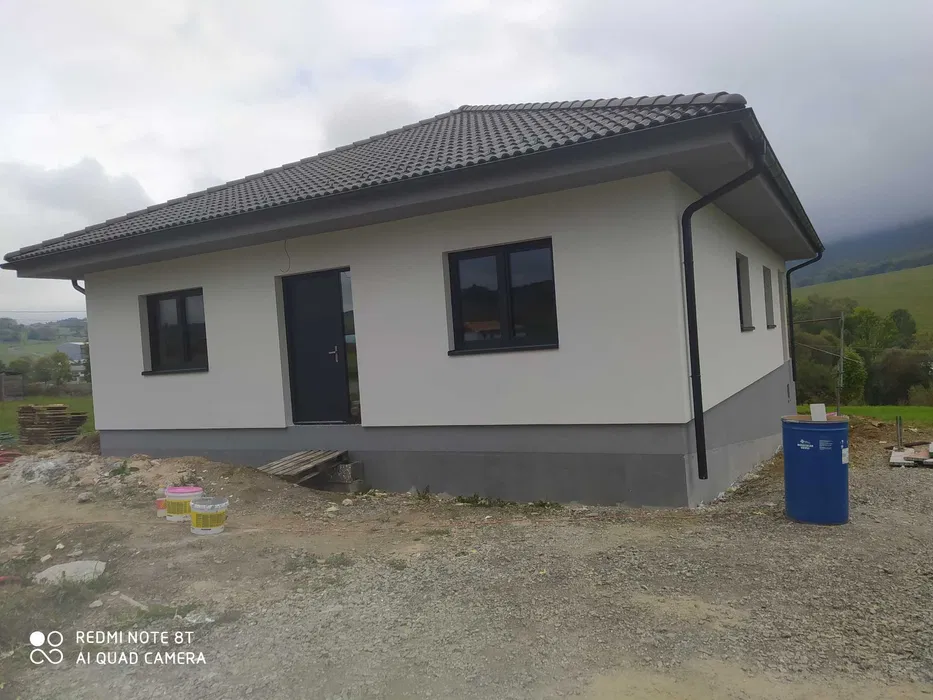 Wylewki maszynowe, tynki, elewacje.