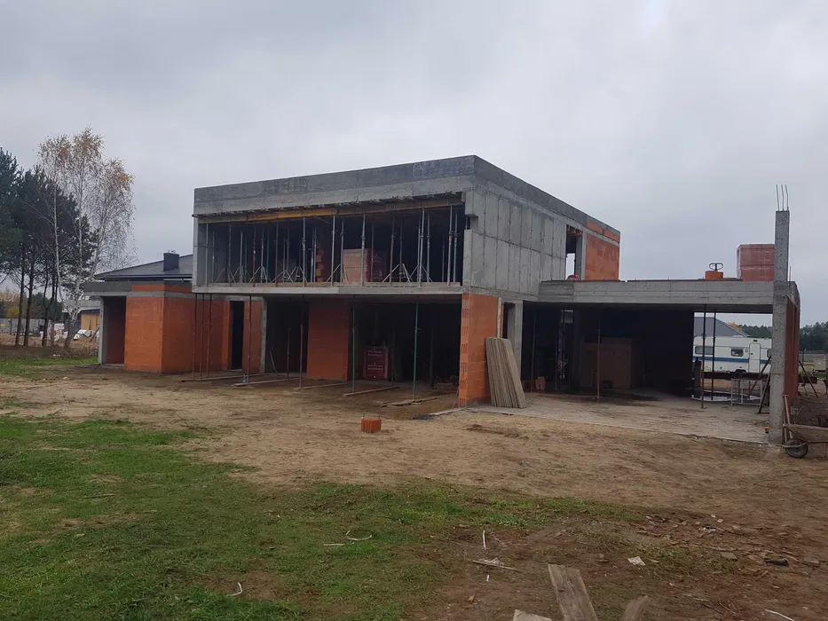 Usługi Budowlane-Stany surowe, budowa domów, więźba dachowa