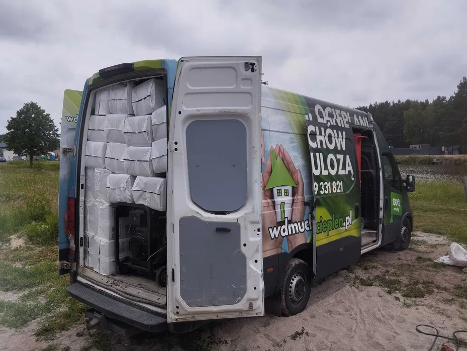 Ocieplenie Domu Dachu Poddasza Wdmuchiwanie Celulozy Wełną - Eko Term
