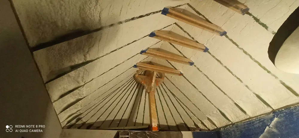 Piana PUR, Ocieplenie poddasza, ocieplanie piana, izolacja pianką