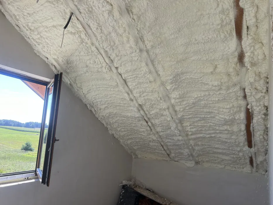 IZOLAZJA PIANĄ PUR montaz uchwytow ES gratis morag ostroda elblag