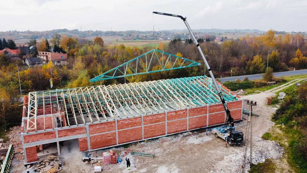 Wiązary dachowe, więźby, domy i dachy nowoczesne