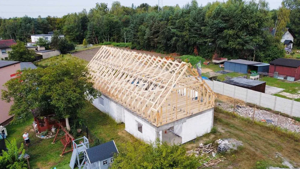 Wiązary dachowe, więźby, domy i dachy nowoczesne