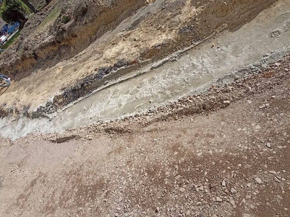 Geolog, badania gruntu, wiercenia, odwierty geologiczne, geotechniczne
