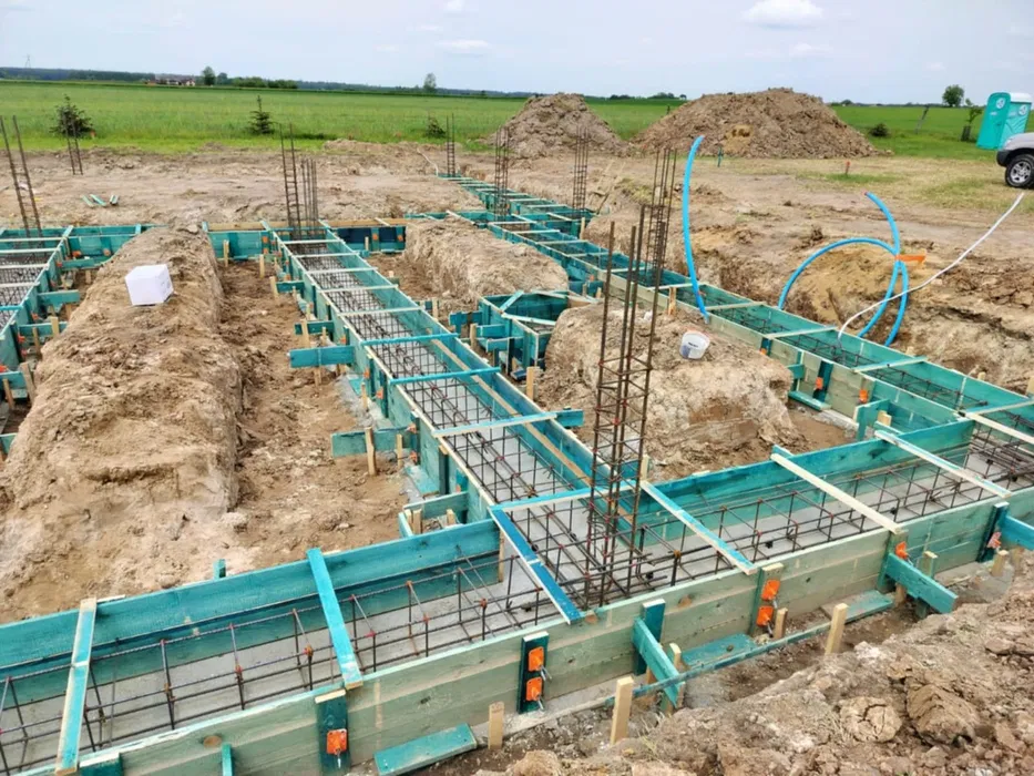 Stawianie domów , usługi murarskie