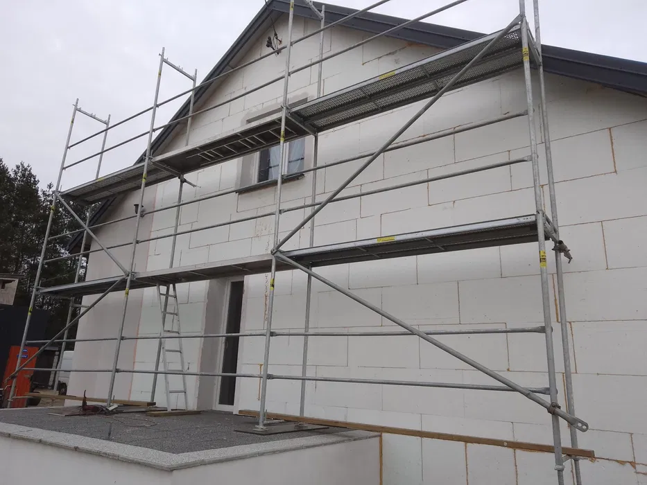 Rusztowanie elewacyjne wynajem