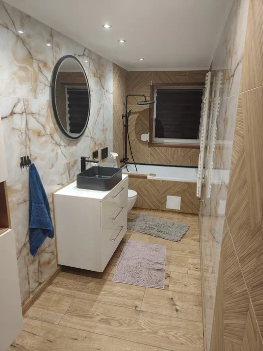 Wynajem rusztowań elewacyjnych