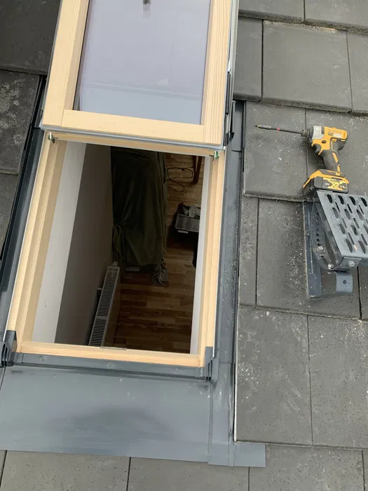 Montaż okien dachowych FAKRO / VELUX / ROTO. Wrocław i okolice