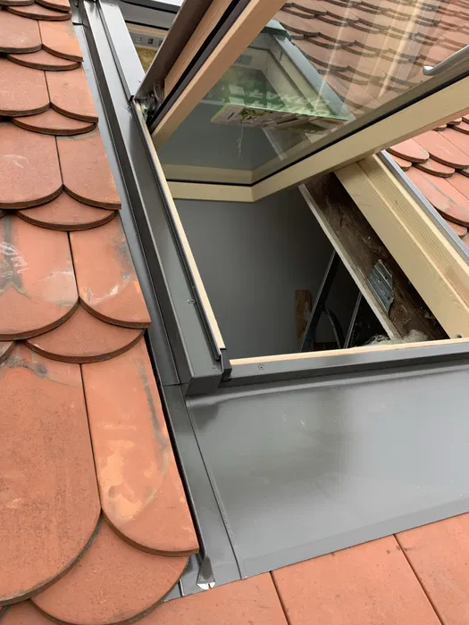 Montaż okien dachowych FAKRO / VELUX / ROTO. Wrocław i okolice