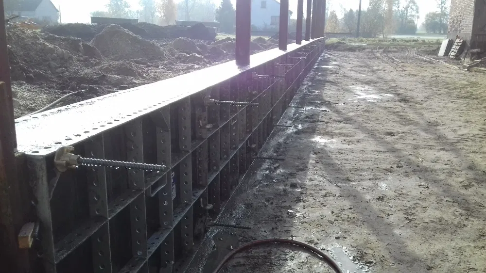 Szalunki deskowania ścienne wynajem, przeciski pod drogamii