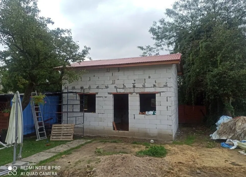 Murarz budowlany. Pogotowie budowlane