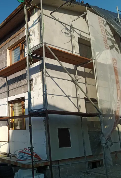 Wynajem rusztowania elewacyjnego plettak Kraków Niepołomice