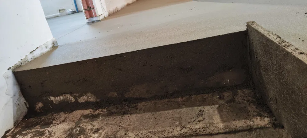 Wylewki z mixokreta+styrobeton,zrywanie podłóg