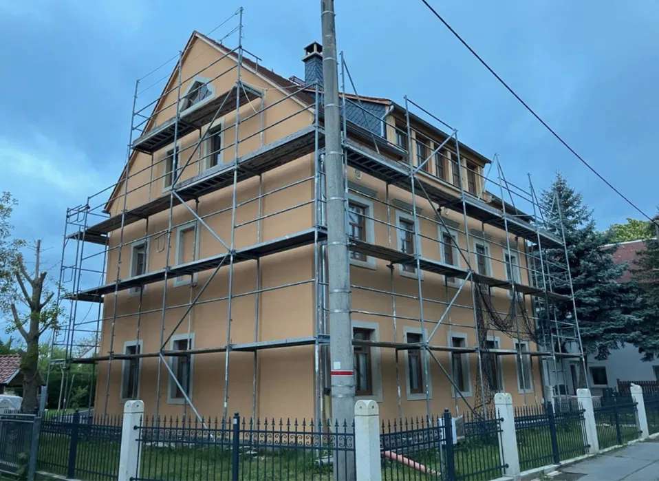 Wynajem Rusztowania fasadowego