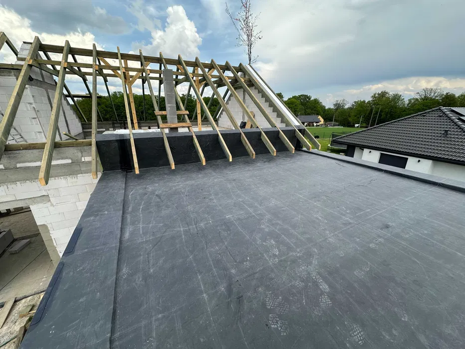 Dachy Płaskie / Tarasy / Balkony - Epdm, Pvc, Tpo