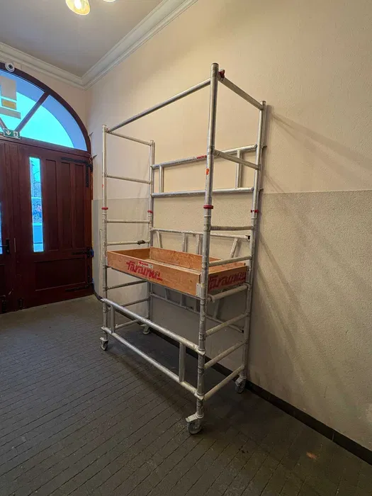 Wynajem rusztowania alu Faraone , warszawskie, alu elewacyjne